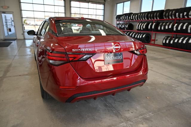 Used 2024 Nissan Sentra SV FWD image 7