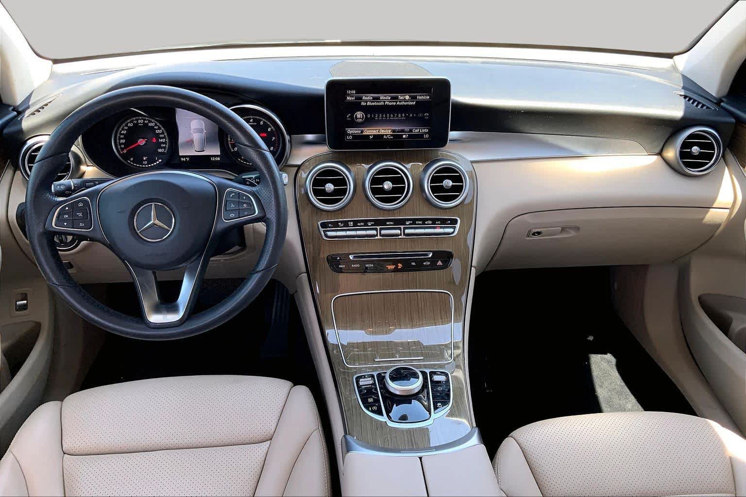 Used 2018 Mercedes-Benz GLC 300 4MATIC image 15