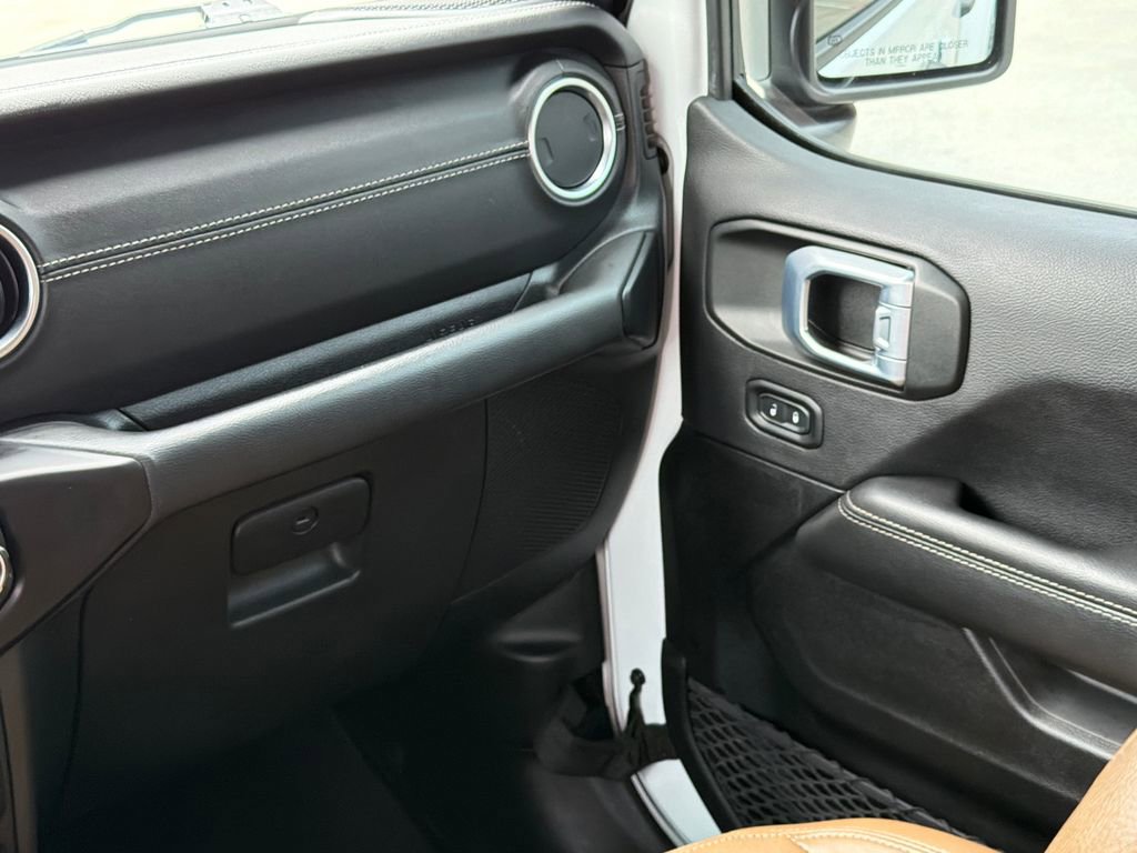 Used 2021 Jeep Gladiator Overland w/ Popular Equipment Package image 16