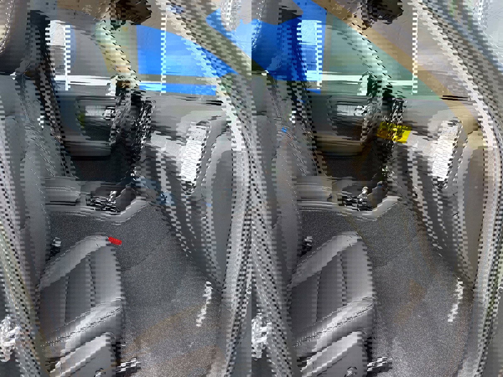 New 2026 Volvo XC40 B5 Plus w/ Protection Package Premier image 11