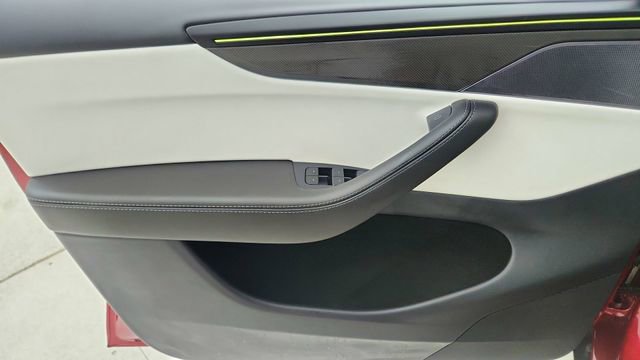 Used 2026 Tesla Model Y Performance AWD/4WD image 34