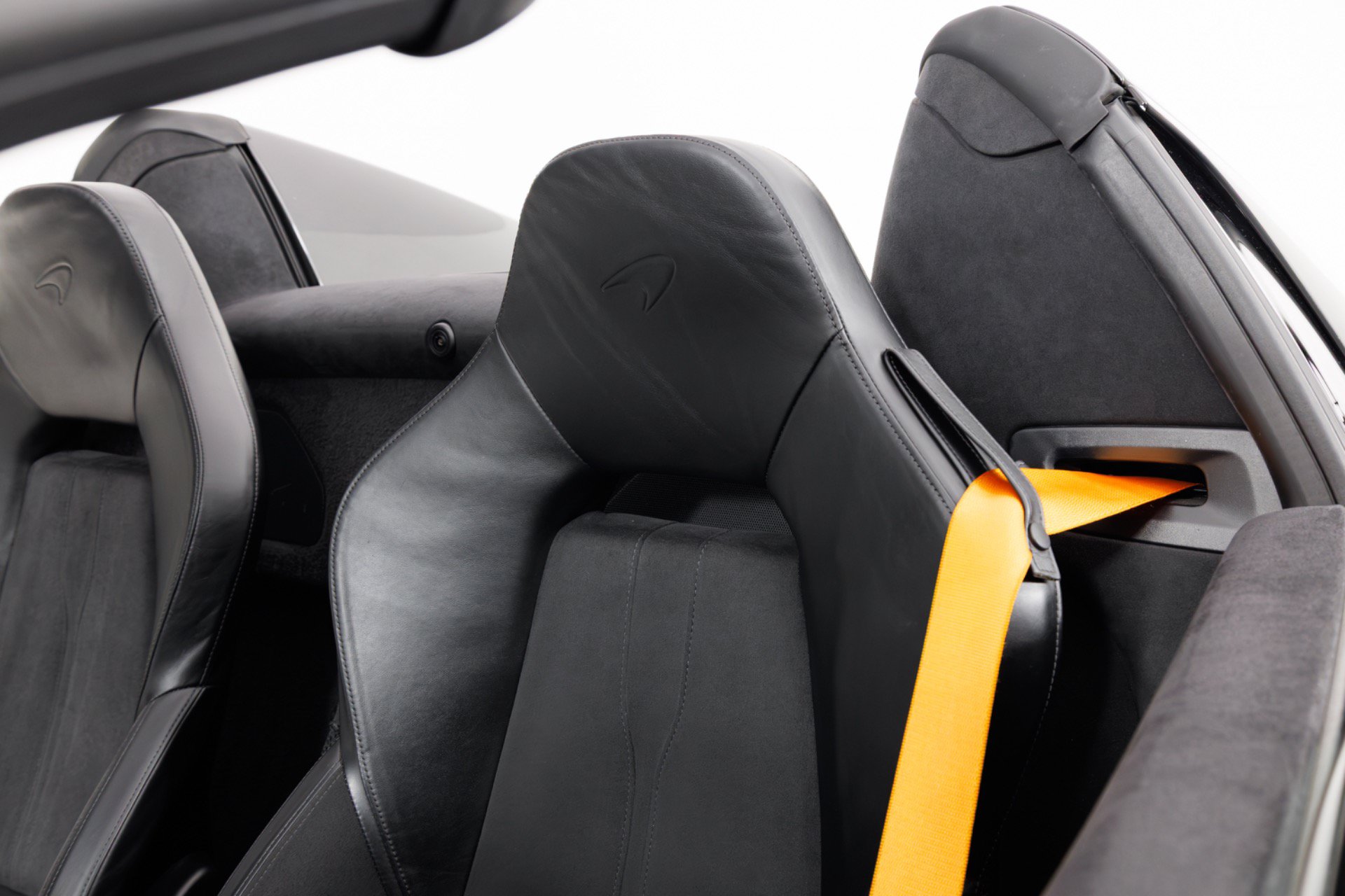Used 2020 McLaren 600LT Spider RWD image 20