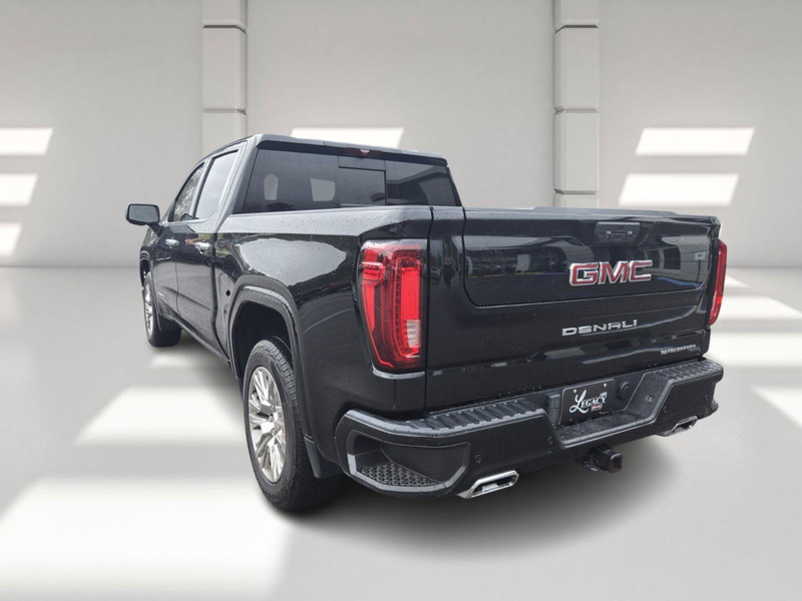 Used 2022 GMC Sierra 1500 Denali image 5