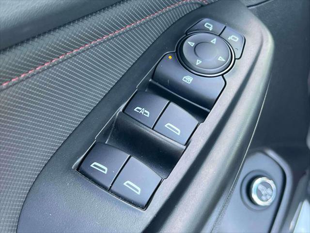 Used 2021 Chevrolet TrailBlazer RS w/ Sun and Liftgate Package image 12