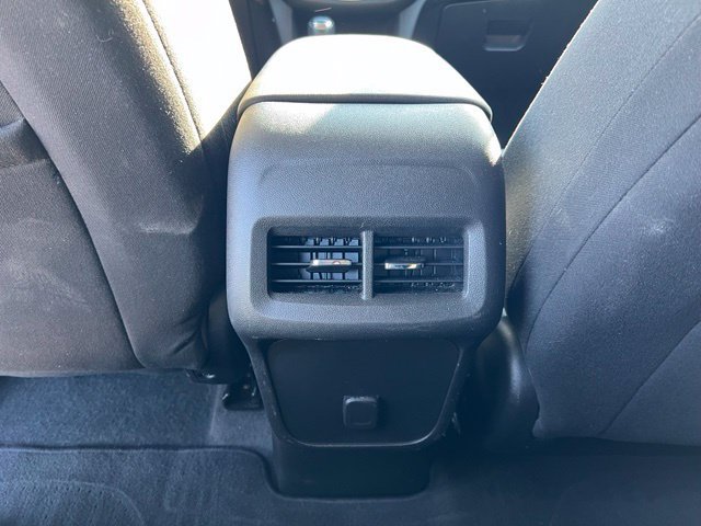 Used 2018 Chevrolet Equinox LT FWD image 21