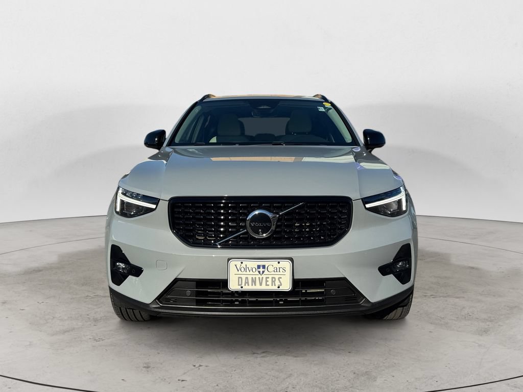 Certified 2024 Volvo XC40 B5 Ultimate w/ Climate Package AWD/4WD image 31
