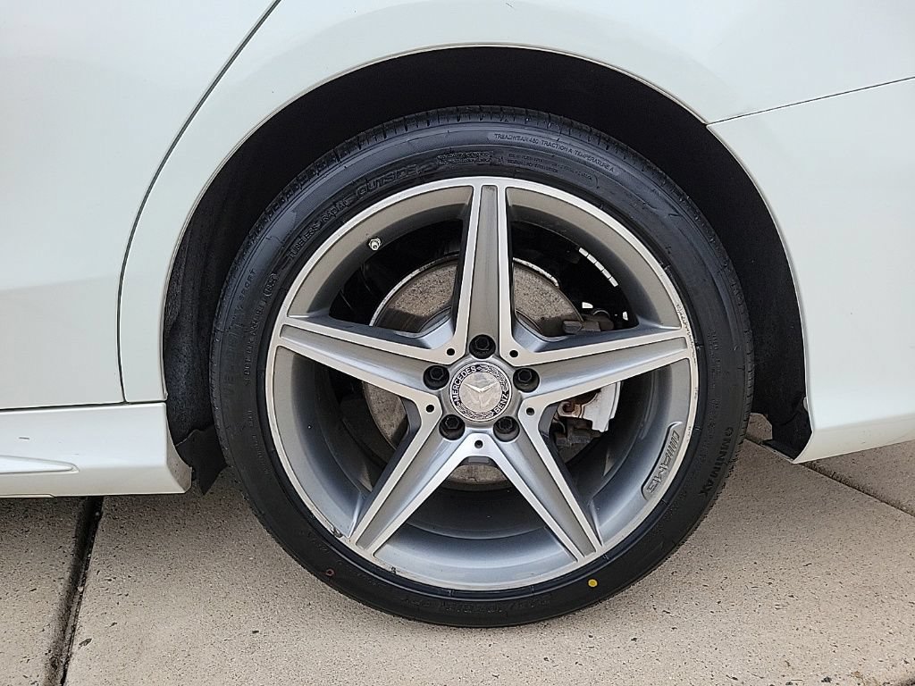 Used 2015 Mercedes-Benz C 300 4MATIC Sedan image 8
