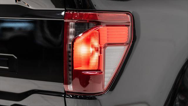 Used 2025 Ford F150 Lariat w/ Equipment Group 501A Mid image 20