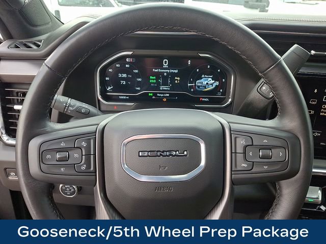 Used 2025 GMC Sierra 2500 Denali Ultimate image 4