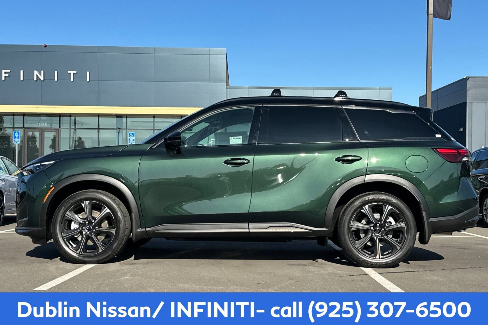 New 2026 INFINITI QX60 Autograph w/ Dark Cargo Package AWD/4WD image 2