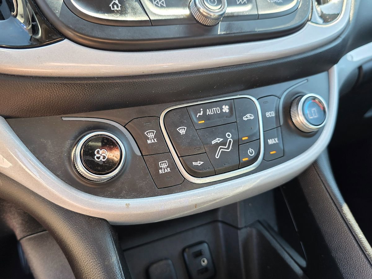 Used 2016 Chevrolet Volt LT image 27