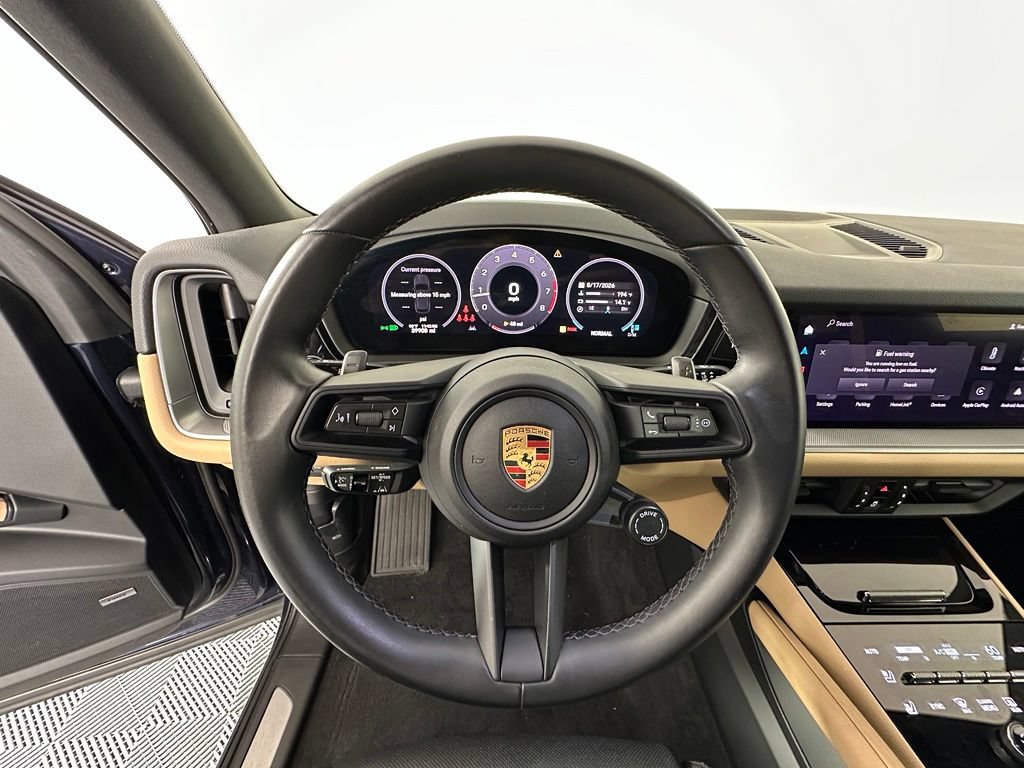 Certified 2024 Porsche Cayenne w/ Premium Package Plus (PFM) AWD/4WD image 23