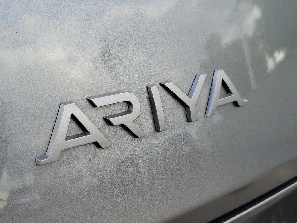 Used 2023 Nissan Ariya FWD image 28