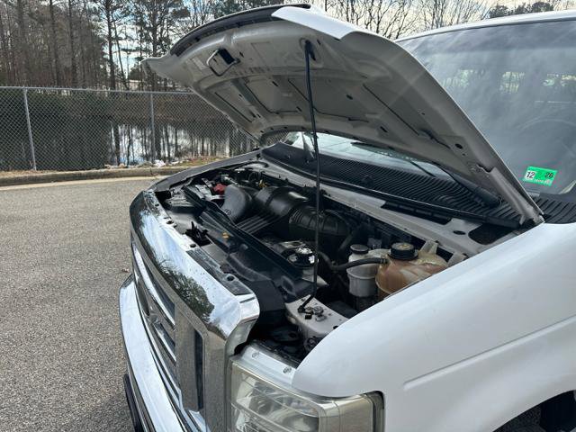 Used 2011 Ford E-350 and Econoline 350 XLT image 42