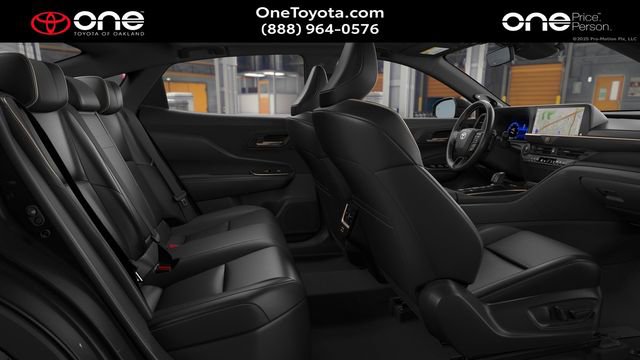 New 2026 Toyota Crown Platinum AWD/4WD image 3