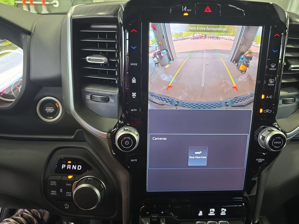 New 2026 RAM 1500 4x4 Crew Cab image 24