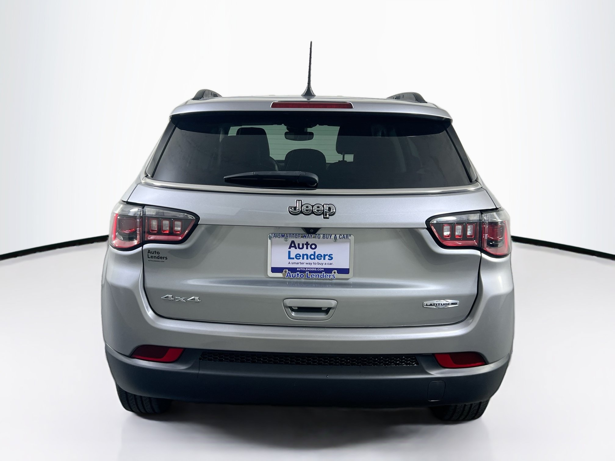 Used 2022 Jeep Compass Latitude AWD/4WD image 6
