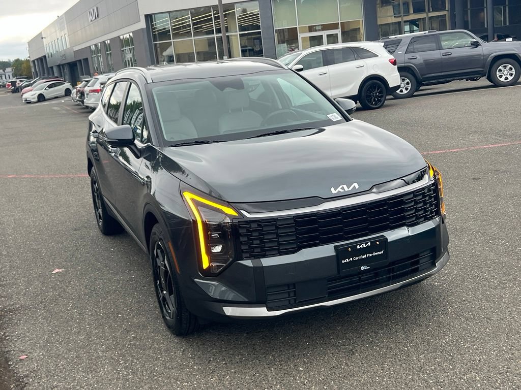 Used 2026 Kia Sportage EX AWD/4WD image 3