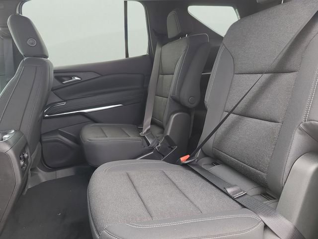 Used 2025 Chevrolet Traverse LT w/ Midnight/Sport Edition image 15