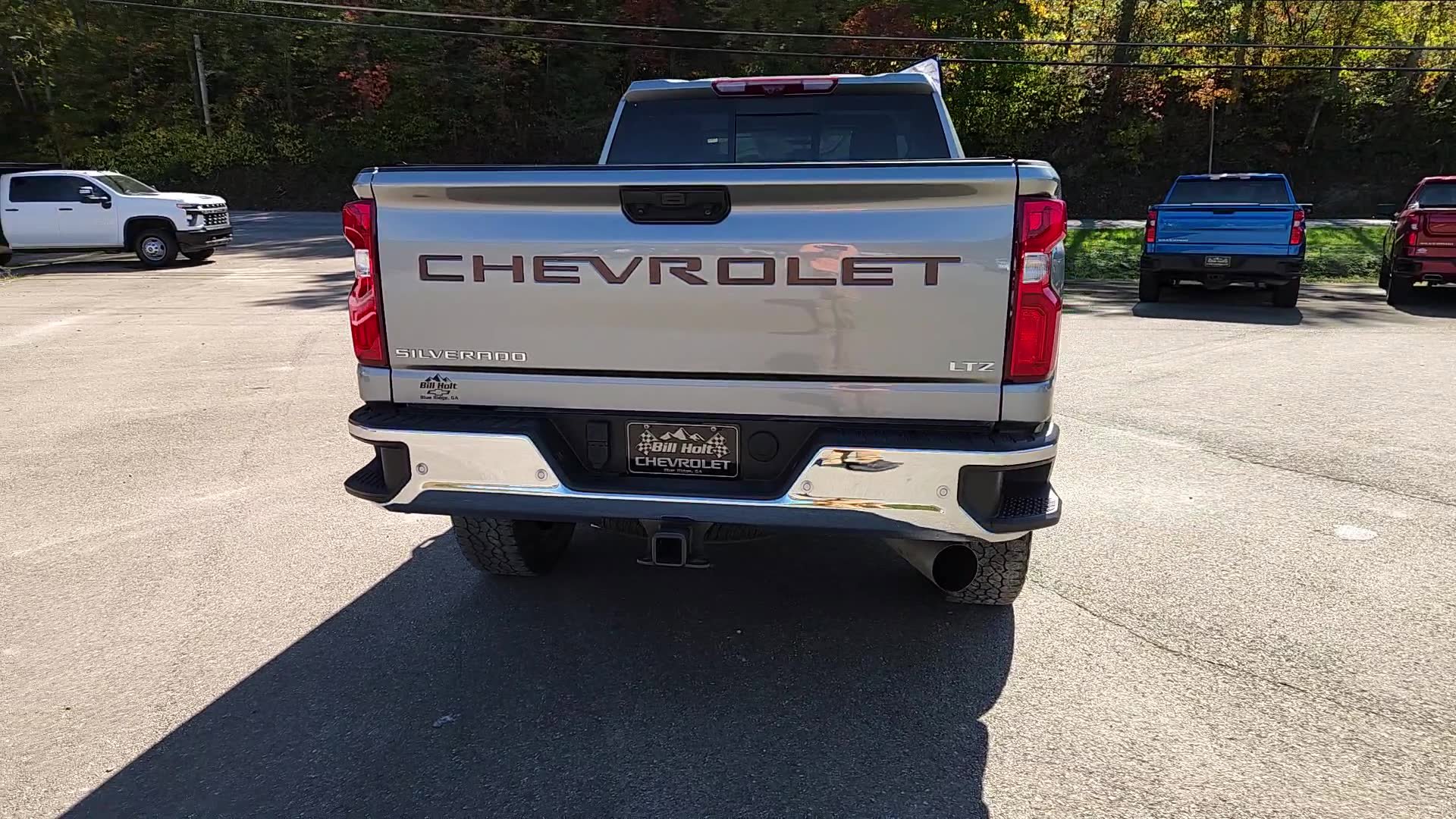 Used 2024 Chevrolet Silverado 2500 LTZ w/ LTZ Convenience Package image 9