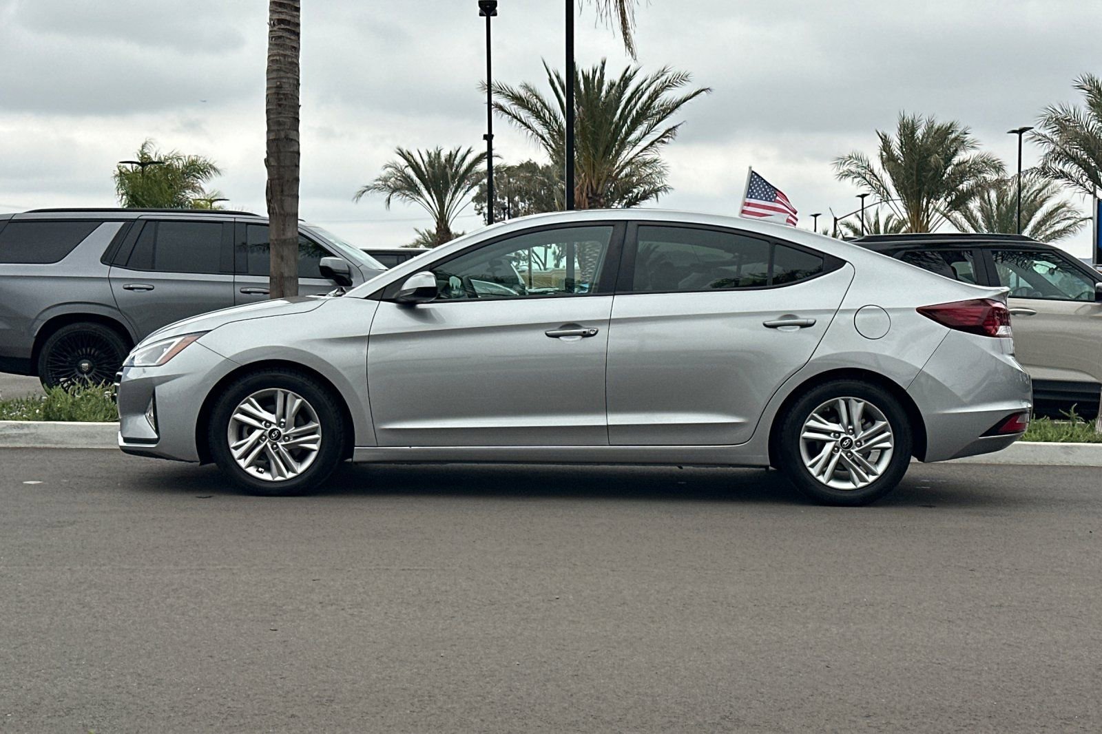 Used 2020 Hyundai Elantra Value Edition FWD image 7