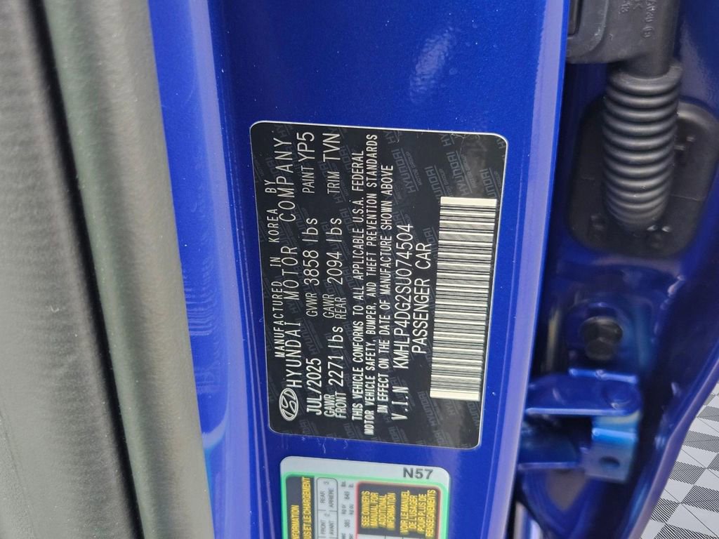 Certified 2025 Hyundai Elantra Limited w/ Cargo Package image 34