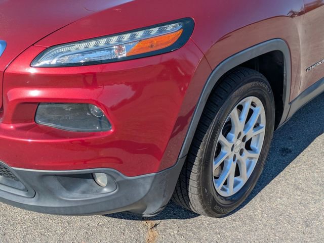 Used 2014 Jeep Cherokee Latitude FWD image 9