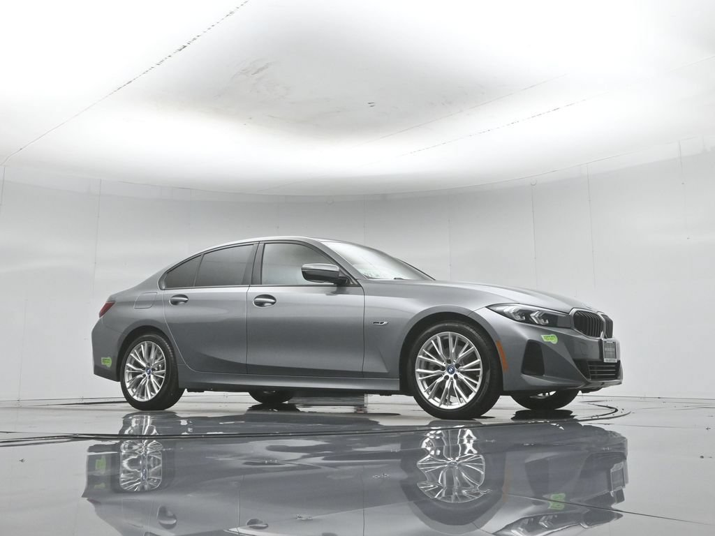 Used 2023 BMW 330e w/ Convenience Package RWD image 53