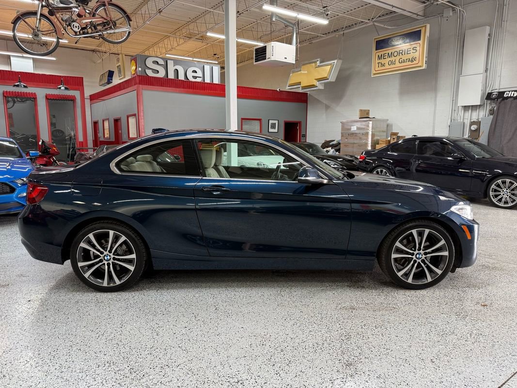 Used 2016 BMW 228i xDrive Coupe AWD/4WD image 6