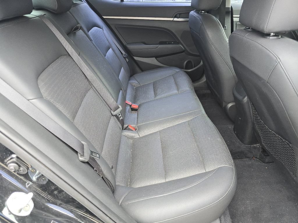 Used 2017 Hyundai Elantra Limited w/ Limited Ultimate Package 05 FWD image 19