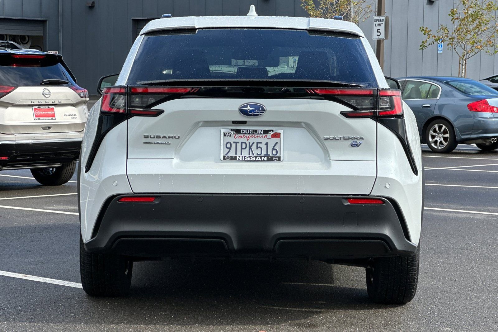 Used 2025 Subaru Solterra Premium w/ Premium Convenience Package image 5
