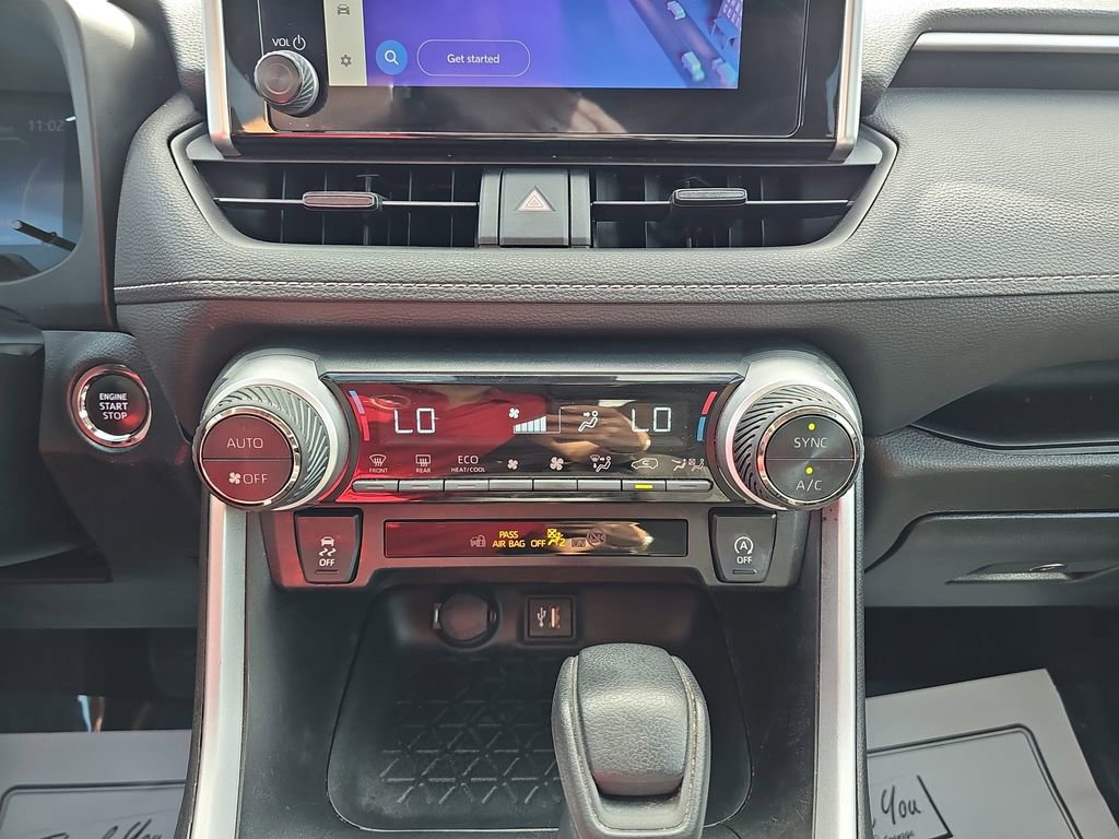 Used 2023 Toyota RAV4 XLE FWD image 28