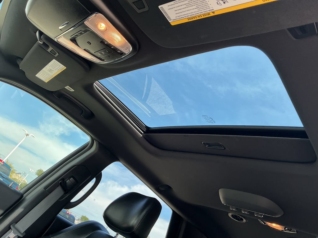 Certified 2020 Dodge Durango R/T w/ Technology Group AWD/4WD image 26