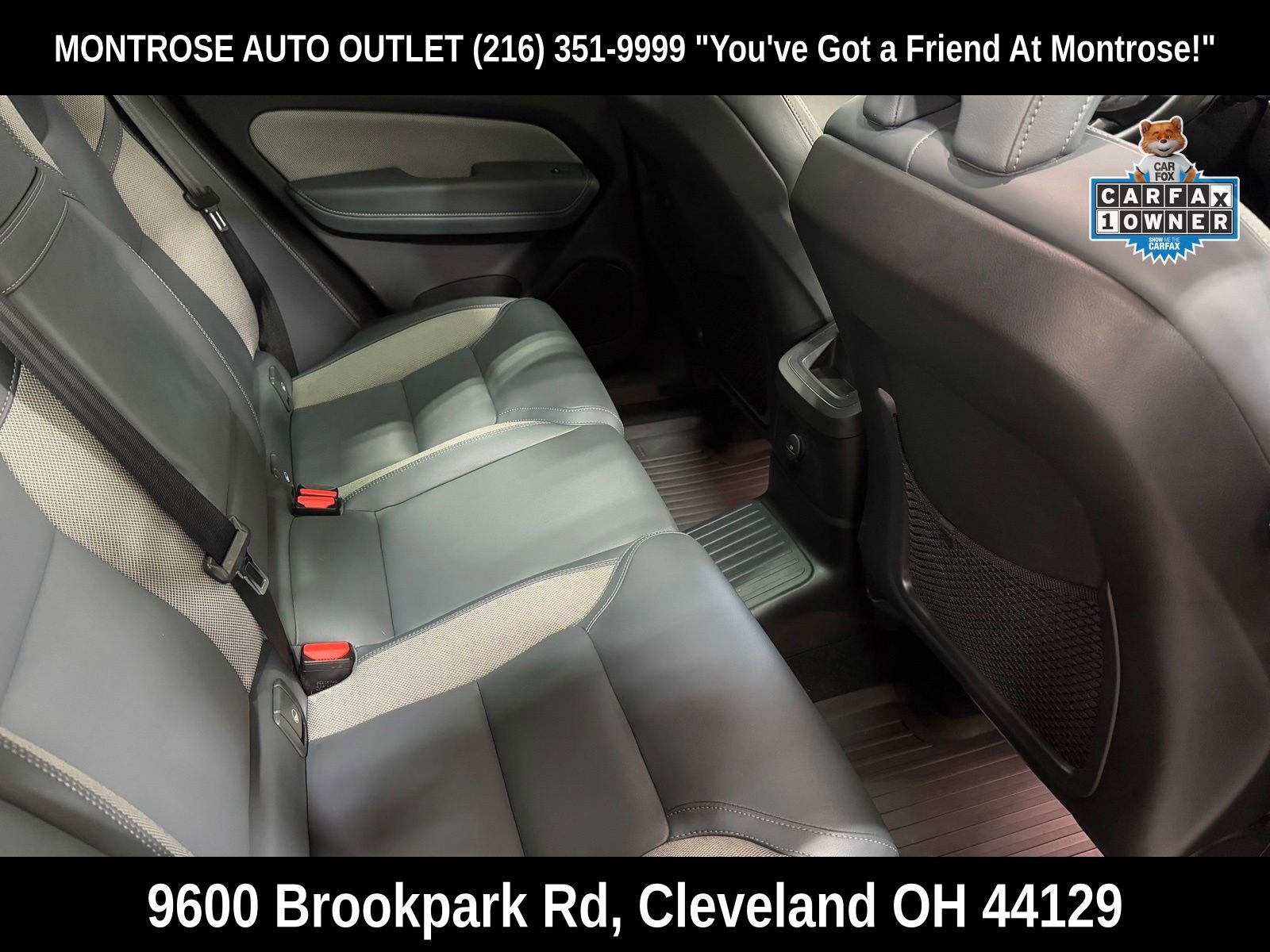 Used 2022 Volvo XC60 T8 R-Design w/ Advanced Package image 47