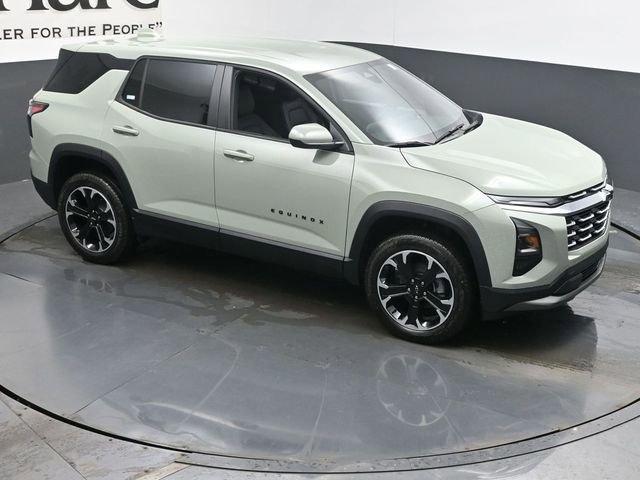 New 2026 Chevrolet Equinox LT w/ Convenience Package II image 16