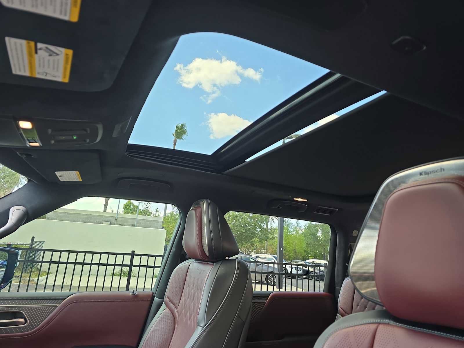 Certified 2025 INFINITI QX80 Autograph w/ Autograph Exterior Package image 24