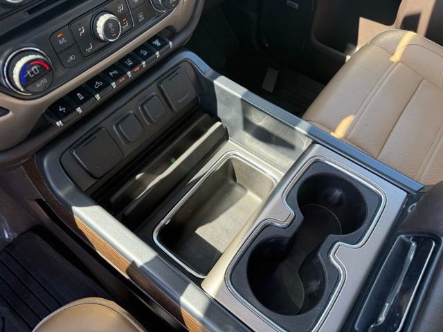 Used 2018 GMC Sierra 2500 Denali w/ Duramax Plus Package AWD/4WD image 29