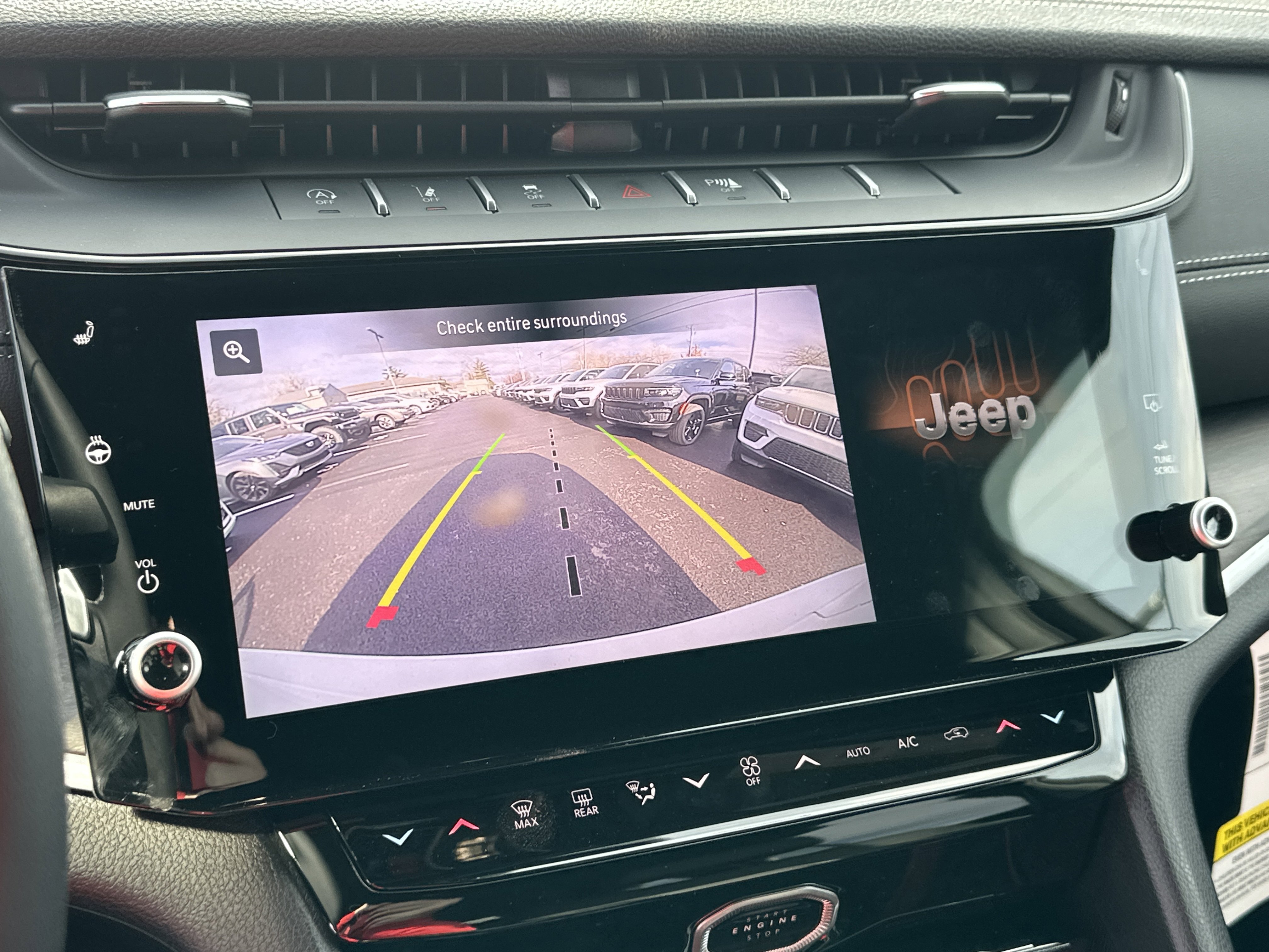 New 2026 Jeep Grand Cherokee Limited AWD/4WD image 7