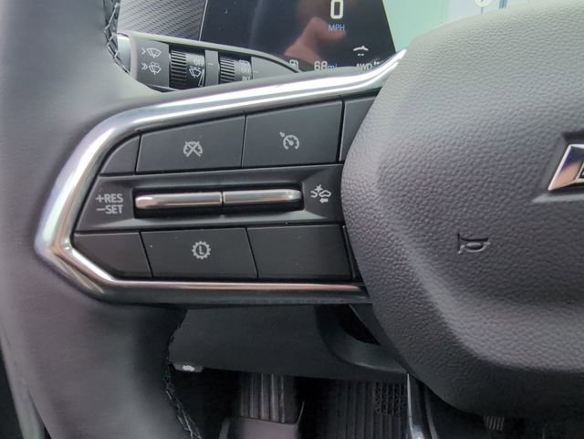 New 2026 Chevrolet Equinox LT w/ Convenience Package II image 17