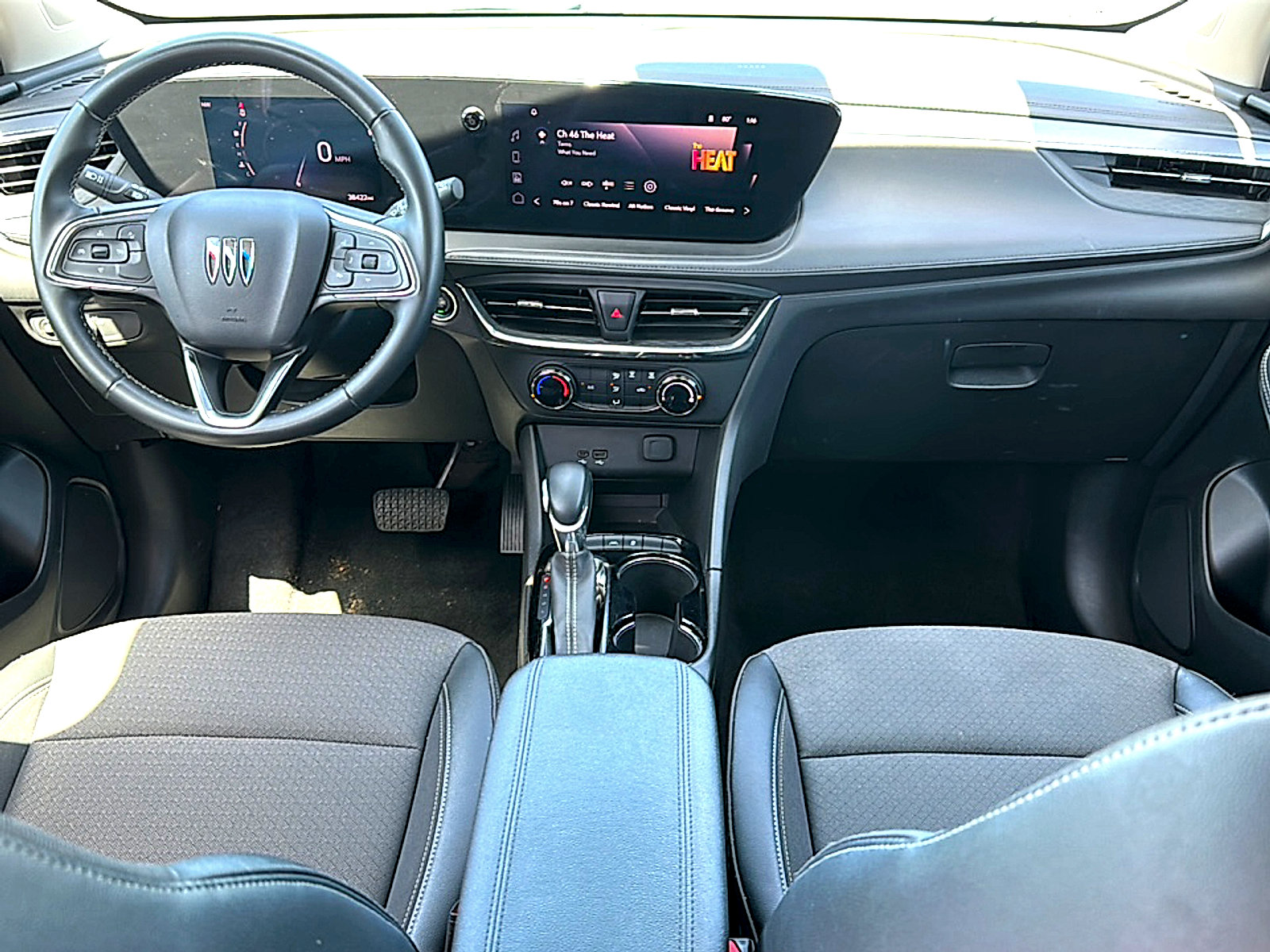 Used 2025 Buick Encore GX Preferred FWD image 20
