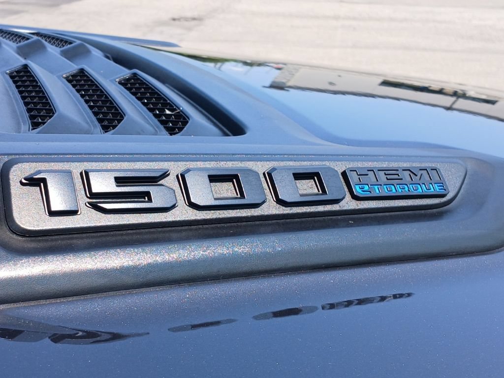 Used 2022 RAM 1500 Laramie AWD/4WD image 34