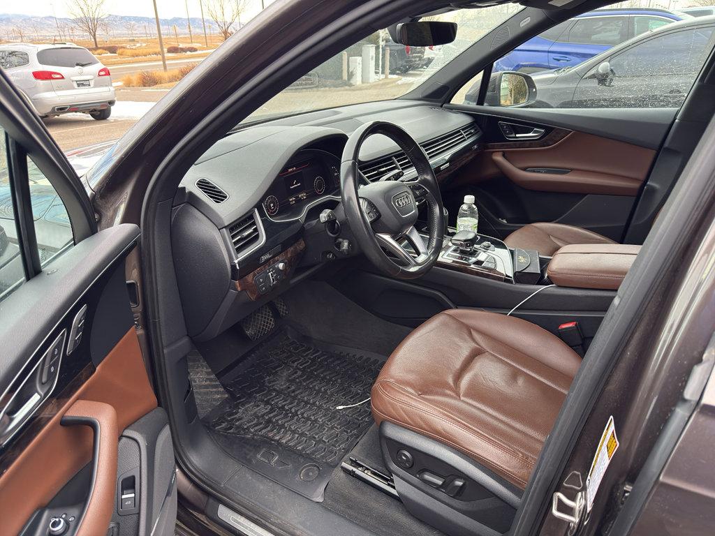 Used 2017 Audi Q7 3.0T Prestige image 9