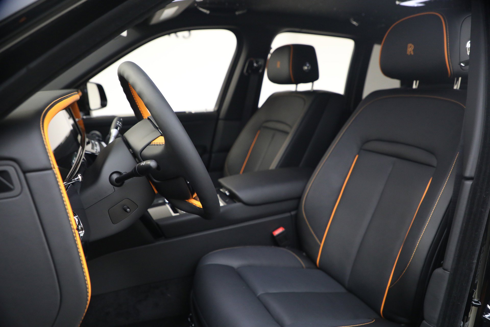 Certified 2026 Rolls-Royce Cullinan Black Badge image 19