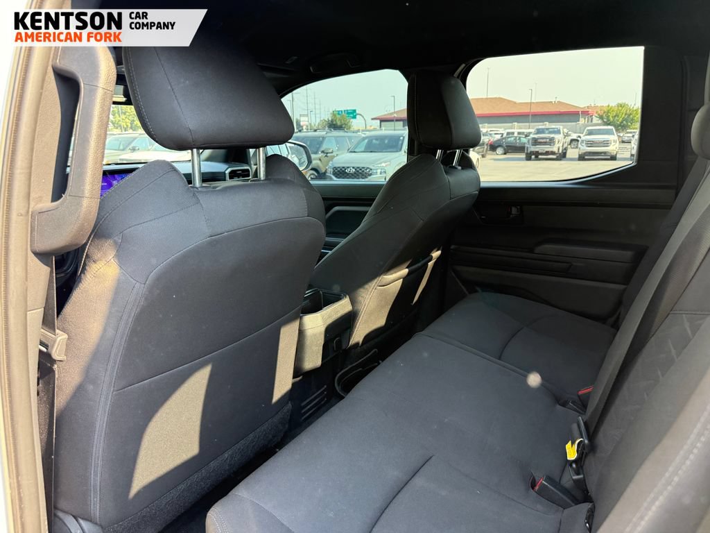 Used 2025 Toyota Tacoma SR5 AWD/4WD image 29