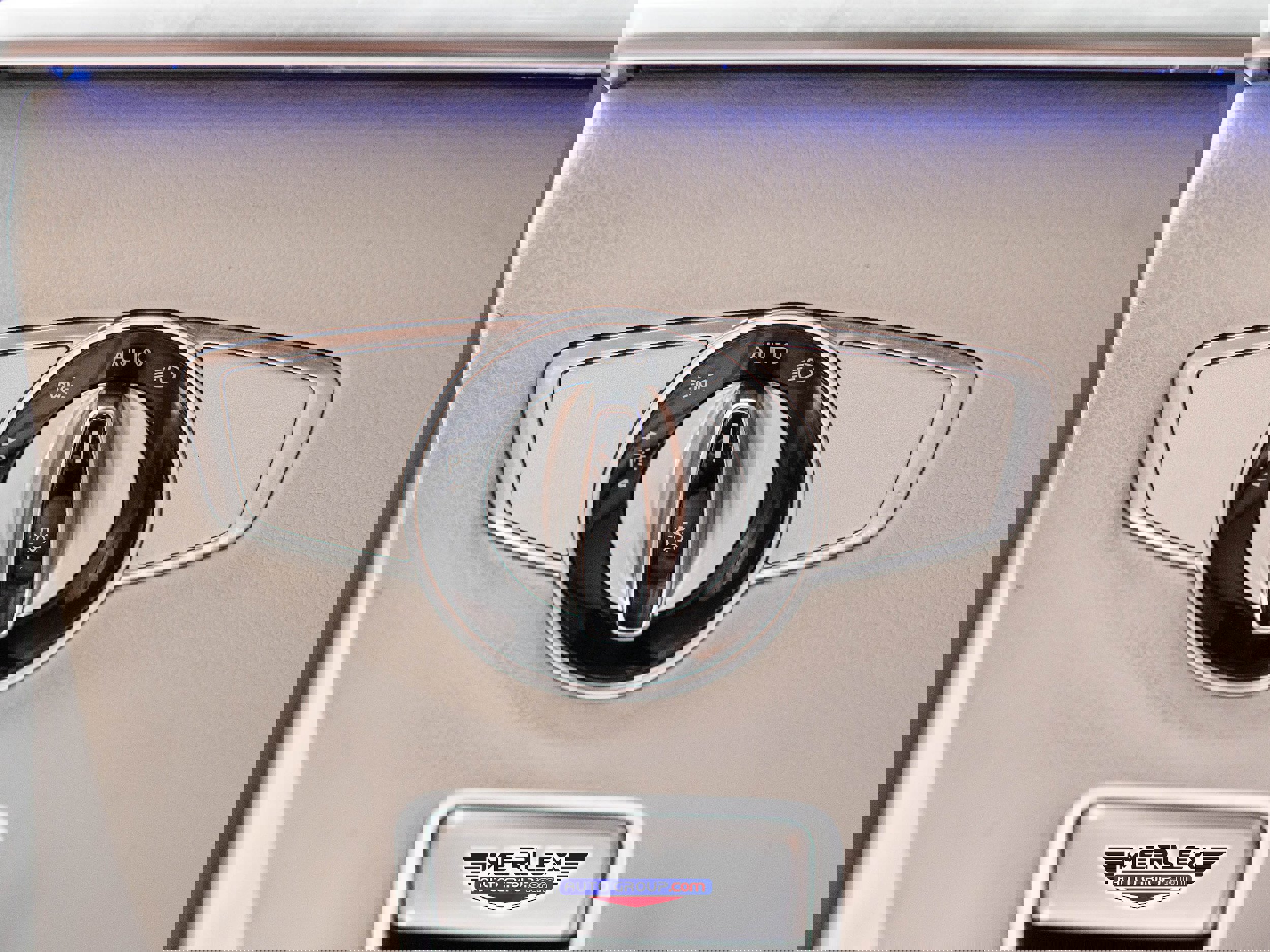 Used 2017 Mercedes-Benz S 550 4MATIC Sedan image 41