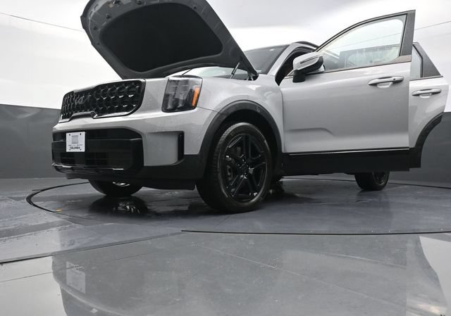 Used 2025 Kia Telluride EX X-Line AWD/4WD image 33