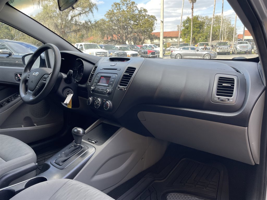 Used 2015 Kia Forte LX image 6