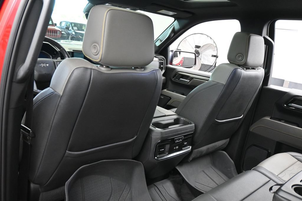 Used 2023 Chevrolet Silverado 1500 ZR2 w/ Technology Package AWD/4WD image 40