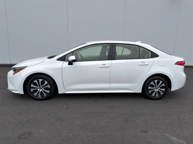 Used 2022 Toyota Corolla LE FWD image 12