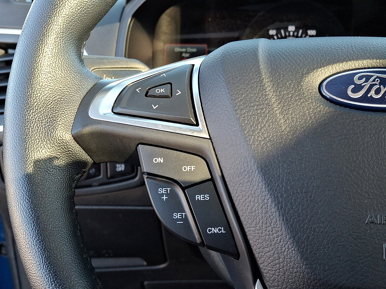 Certified 2024 Ford Edge SEL w/ Convenience Package AWD/4WD image 24